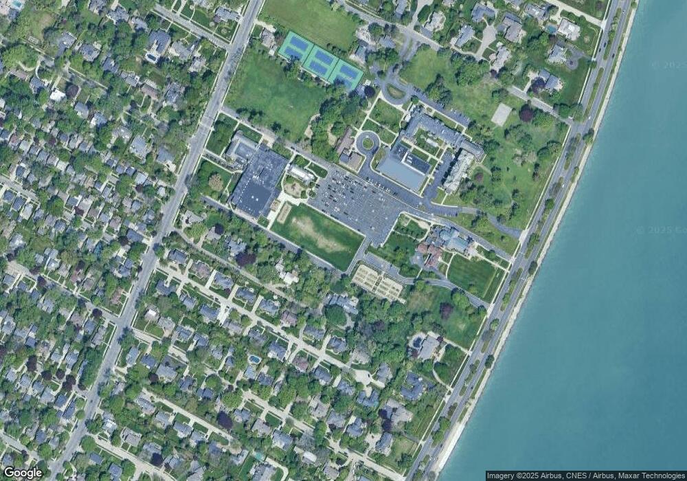 151 Lake Shore Rd, Grosse Pointe Farms, MI 48236 - photo 1