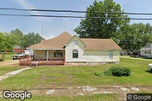 507 S Center St, Clarence, MO 63437