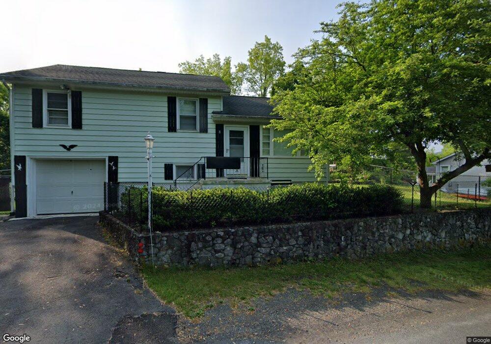 8 Glen Ave unit 8 D, Fishkill, NY 12524 - photo 1