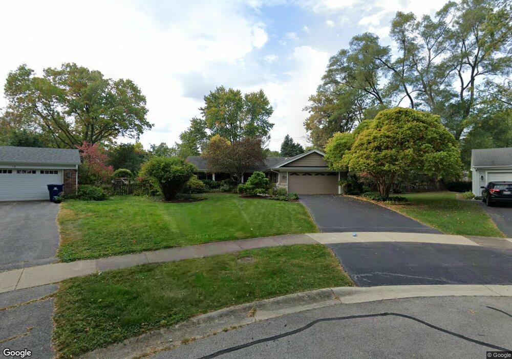 8 Greenbriar Ct, Naperville, IL 60563 - photo 1