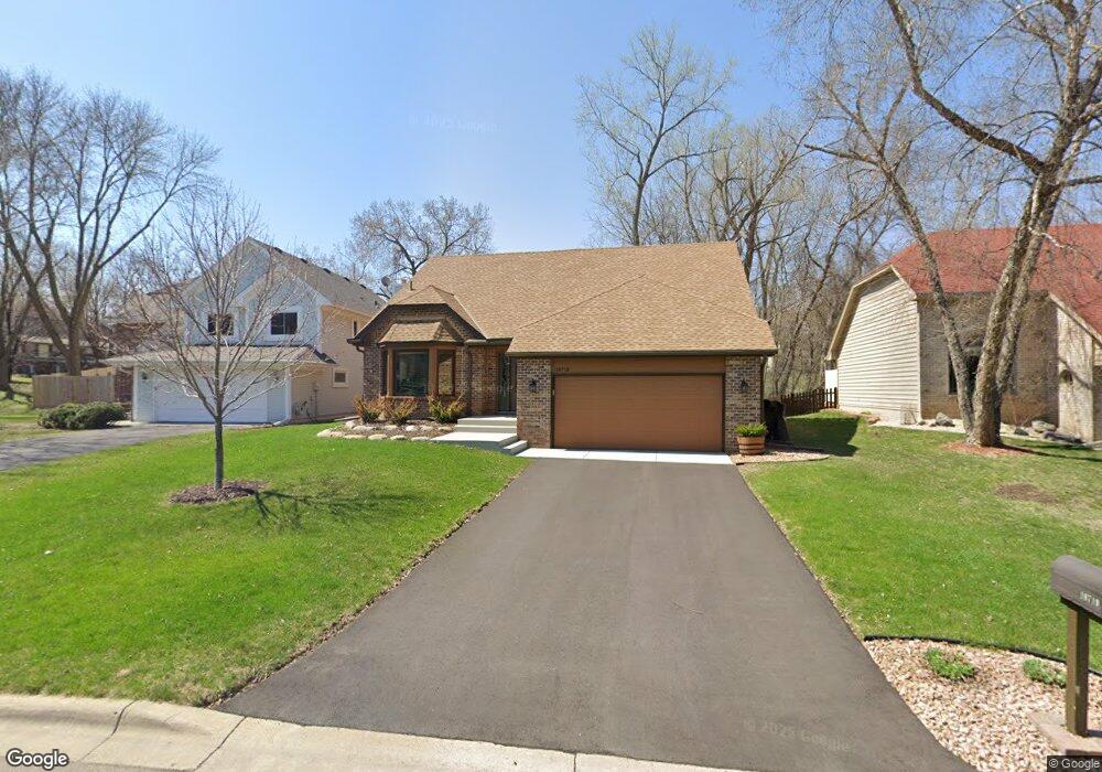 18719 Clear View Dr, Minnetonka, MN 55345 - photo 1