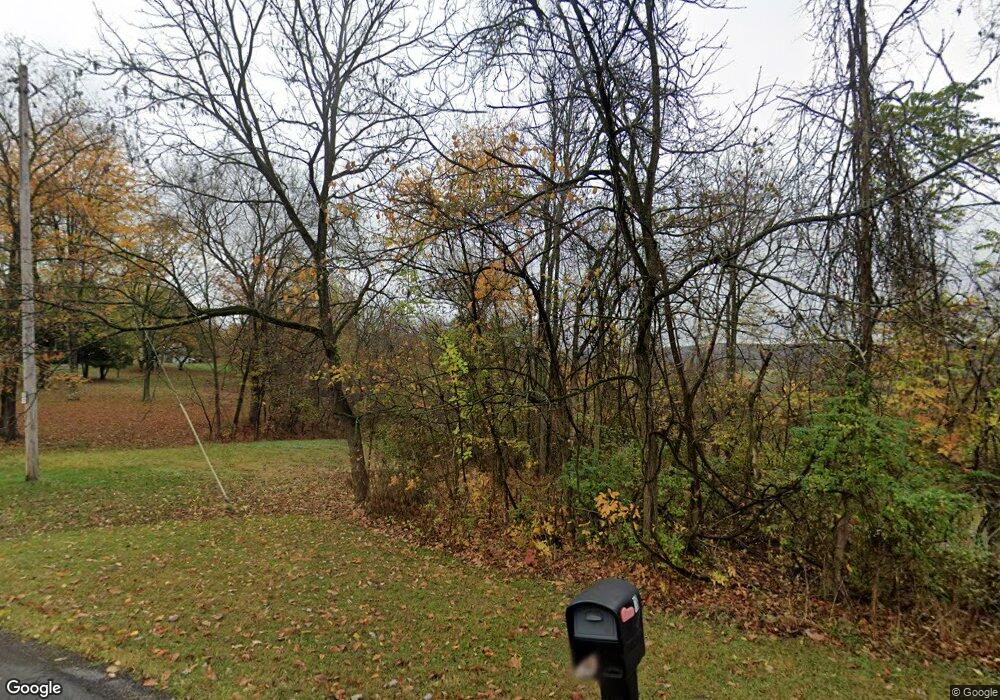 118 Roupe Rd, Eighty Four, PA 15330 - photo 1