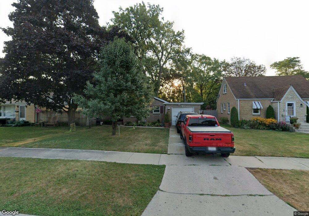 311 N Martin Ave, Waukegan, IL 60085 - photo 1