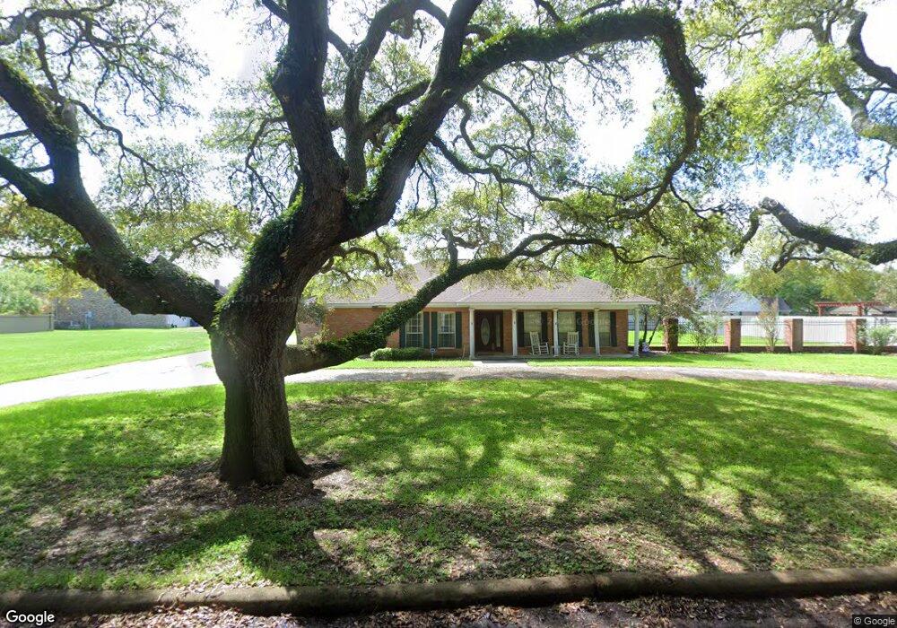 2510 Carrington St, Bay City, TX 77414 - photo 1