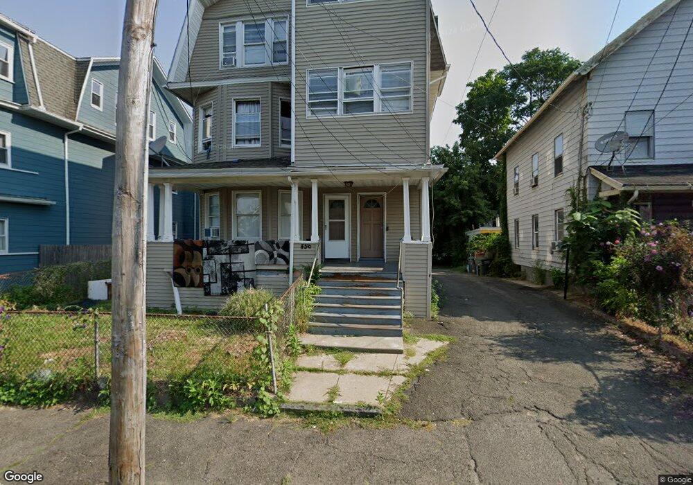 456 Pequonnock St, Bridgeport, CT 06604 - photo 1