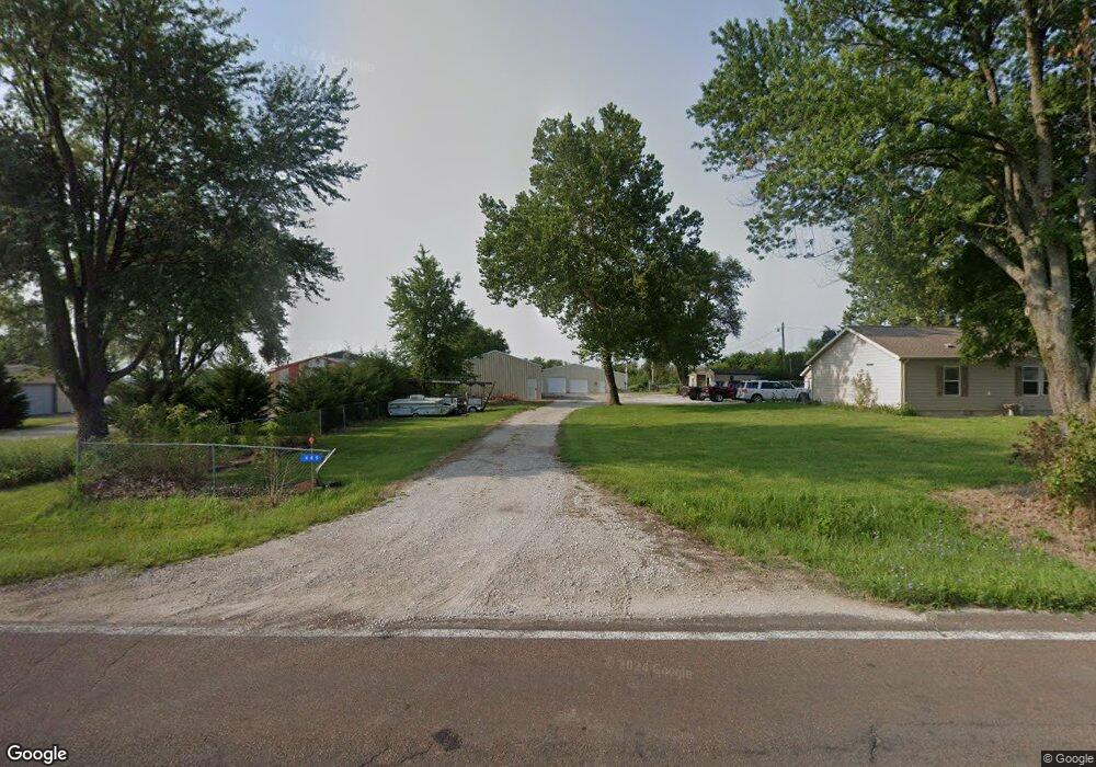 449 SW 93rd St, Wakarusa, KS 66546 - photo 1