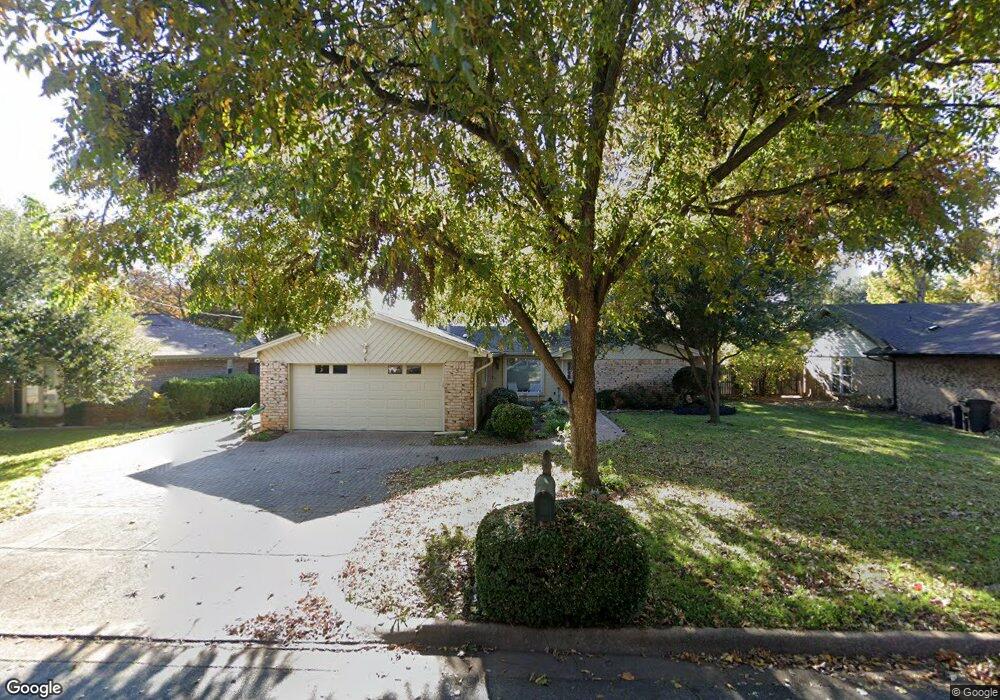 325 Stratford Dr, Hurst, TX 76054 - photo 1