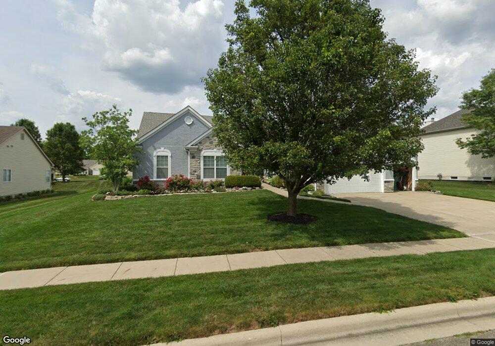 5996 Carnegie Cove Ct, Columbus, OH 43213 - photo 1