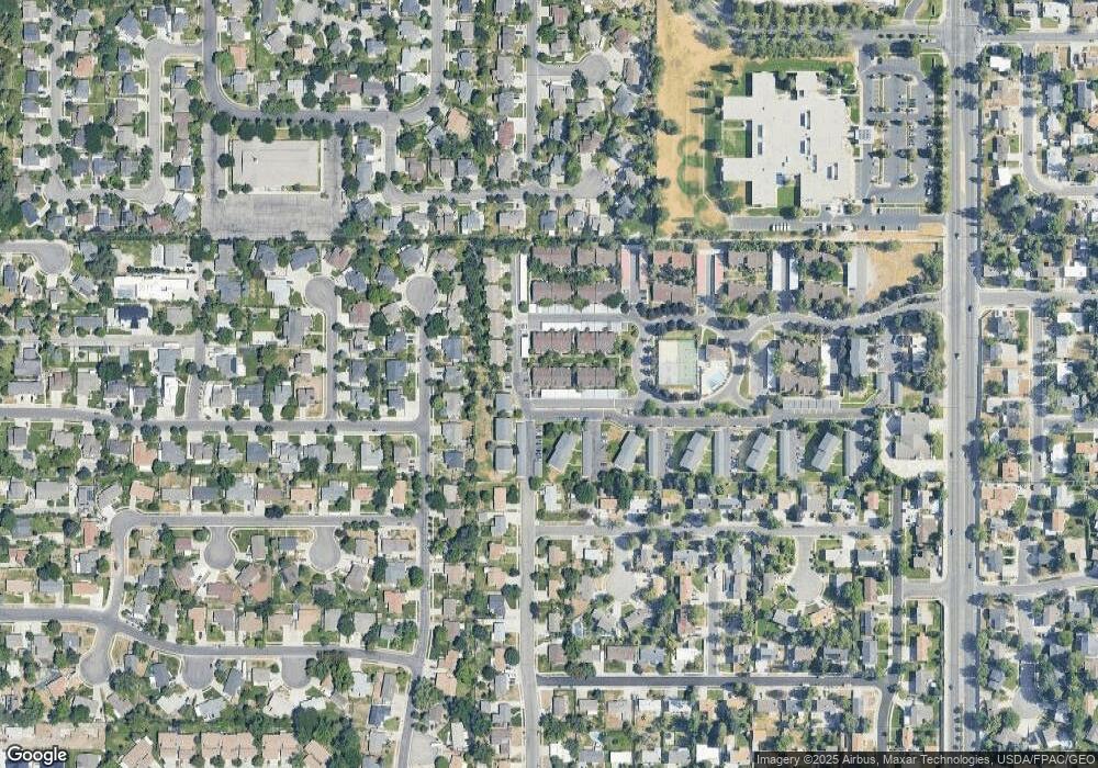 8158 Cottonwood Hills Dr, Sandy, UT 84094 - photo 1