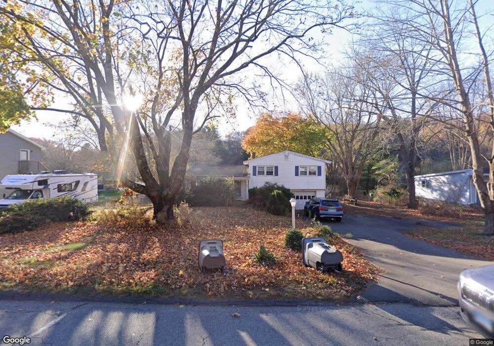 96 E Pattagansett Rd, East Lyme, CT 06333 - photo 1