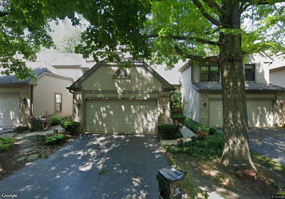 1259 Hobson Oaks Dr, Naperville, IL 60540 - photo 1