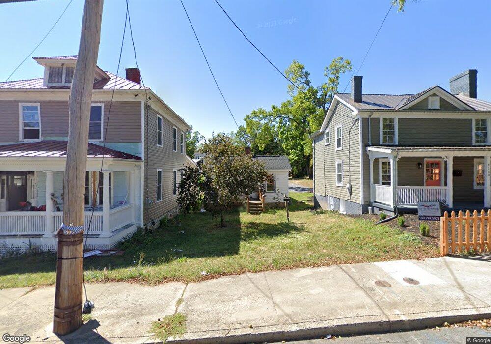 1108 W Beverley St, Staunton, VA 24401 - photo 1