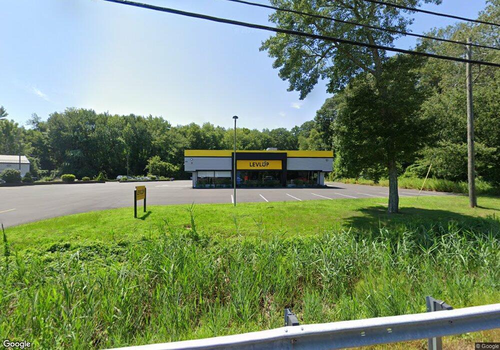 1800 Boston Post Rd, Guilford, CT 06437 - photo 1