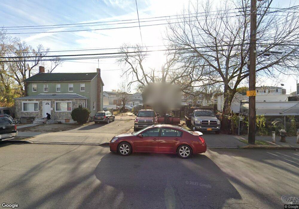 17214 Baisley Blvd, Jamaica, NY 11434 - photo 1