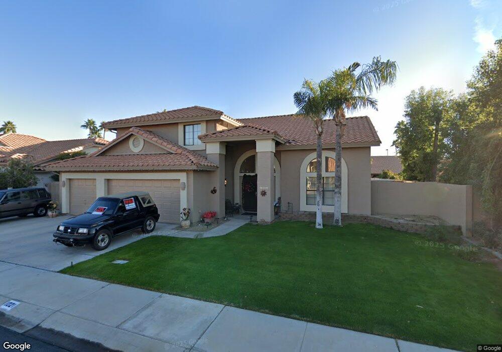 1021 S Crown Key Ct, Gilbert, AZ 85233 - photo 1