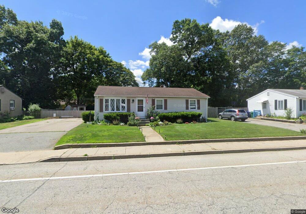 408 Strawberry Field Rd, Warwick, RI 02886 - photo 1