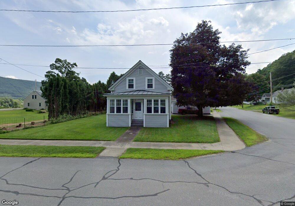 8 Meadow Ln, Bellows Falls, VT 05101 - photo 1