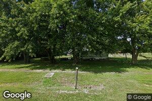 311 Bentley Dr, Carthage, IL 62321