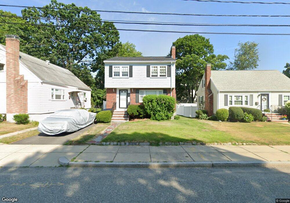 26 Keith St, West Roxbury, MA 02132 - photo 1