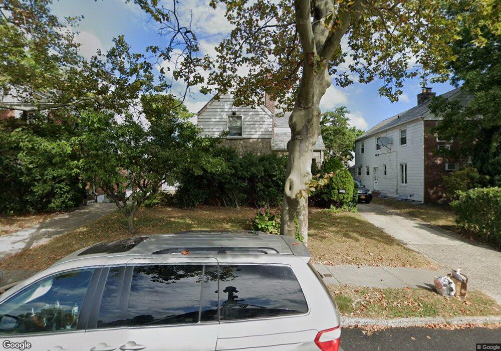 16511 Grand Central Pkwy, Jamaica, NY 11432 - photo 1