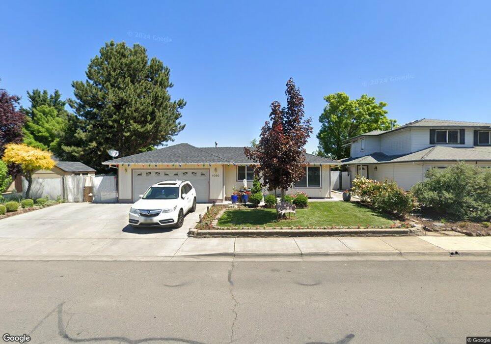 1030 Glengrove Ave, Central Point, OR 97502 - photo 1