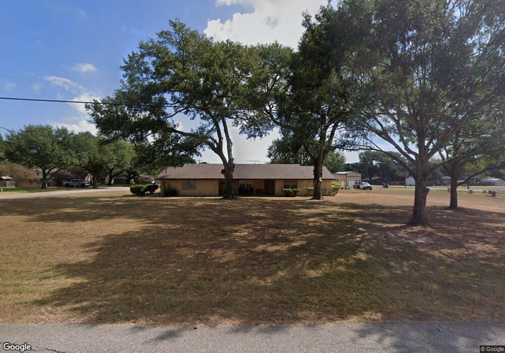 1514 Farr St, Waller, TX 77484 - photo 1
