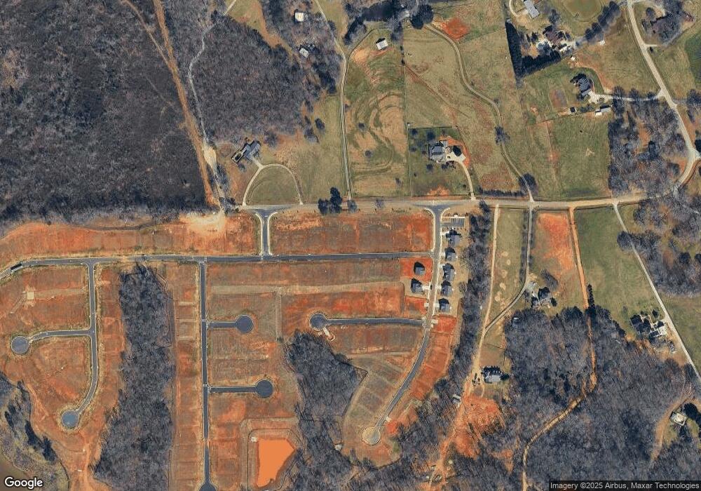 172 Hampton Hollow Dr, Jefferson, GA 30549 - photo 1