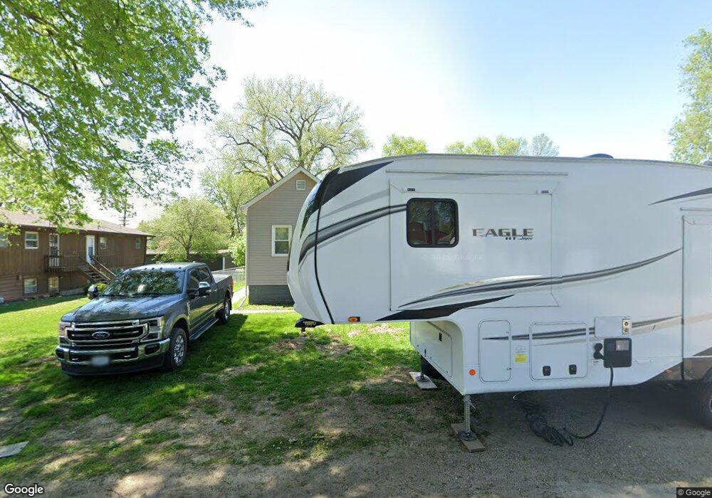 1009 Decatur St, Lincoln, IL 62656 - photo 1