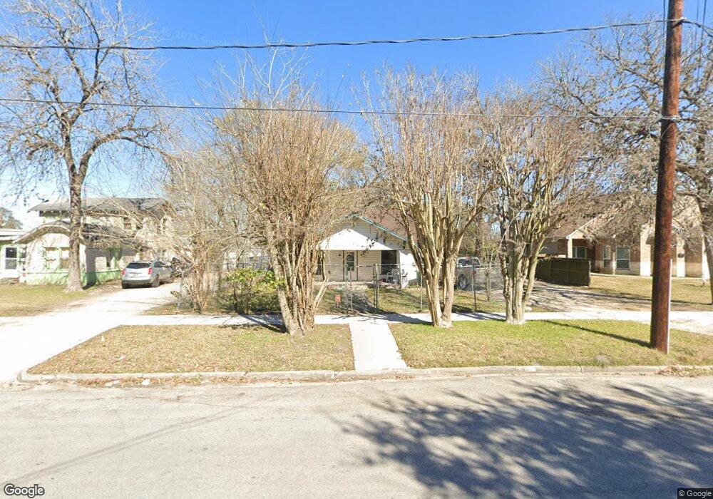 8123 Detroit St, Houston, TX 77017 - photo 1