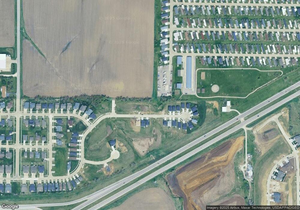 4918 Dostal Ct SW, Cedar Rapids, IA 52404 - photo 1