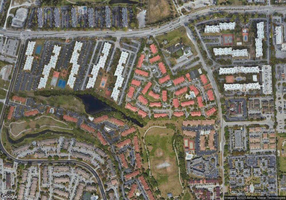 18324 NW 68th Ave unit E, Hialeah, FL 33015 - photo 1