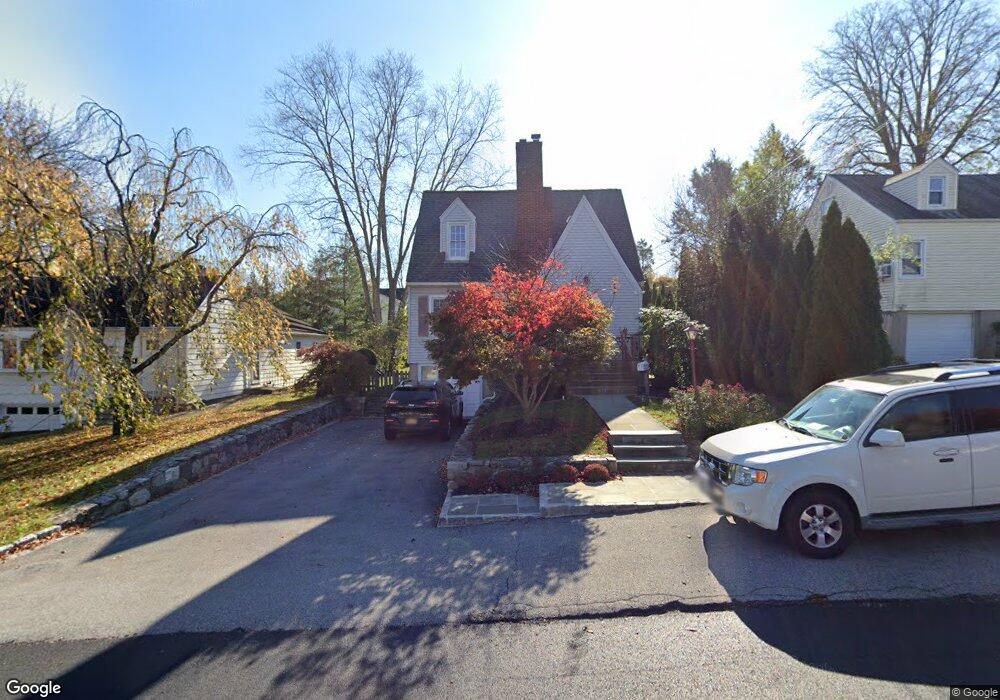 86 Chelsea St, Hawthorne, NY 10532 - photo 1