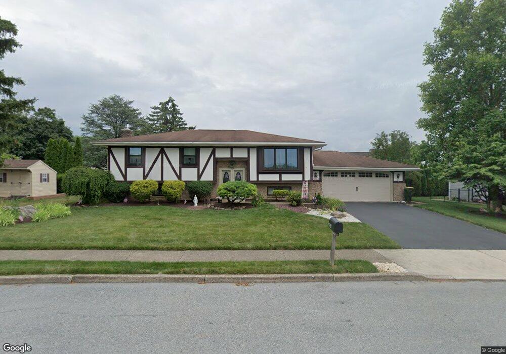 4504 Troxell Dr, Whitehall, PA 18052 - photo 1