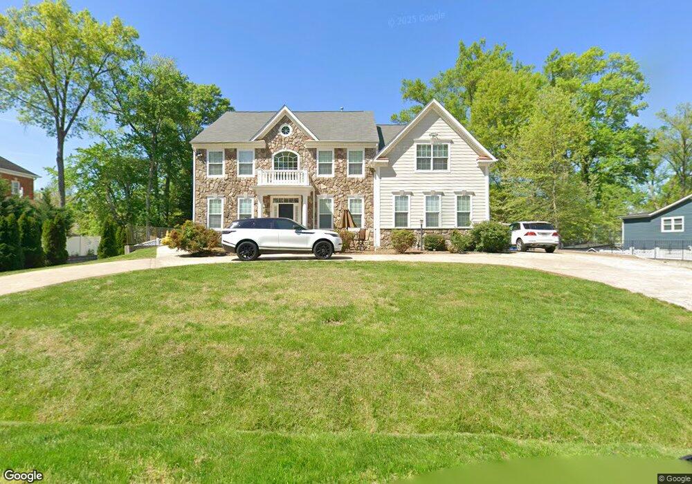 1910 Prices Ln, Alexandria, VA 22308 - photo 1