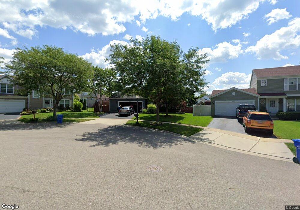 2001 Cardiffe Cir, Carpentersville, IL 60110 - photo 1