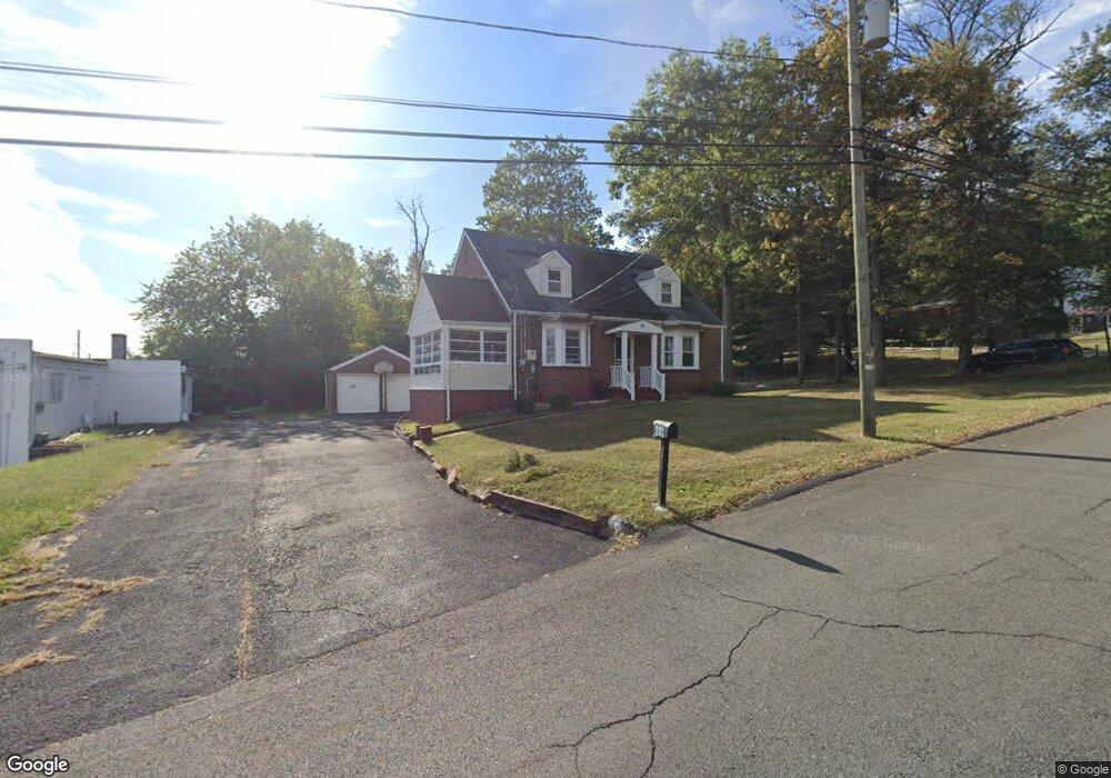 201 Mountain Pkwy, Green Brook, NJ 08812 - photo 1