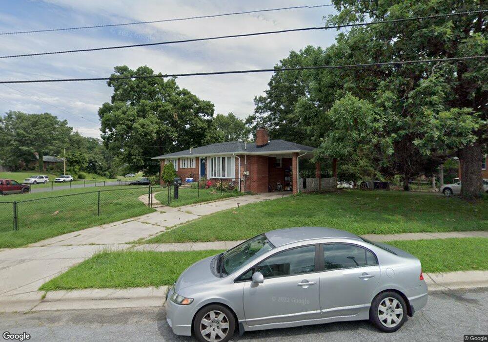 6401 Seabrook Rd, Lanham, MD 20706 - photo 1