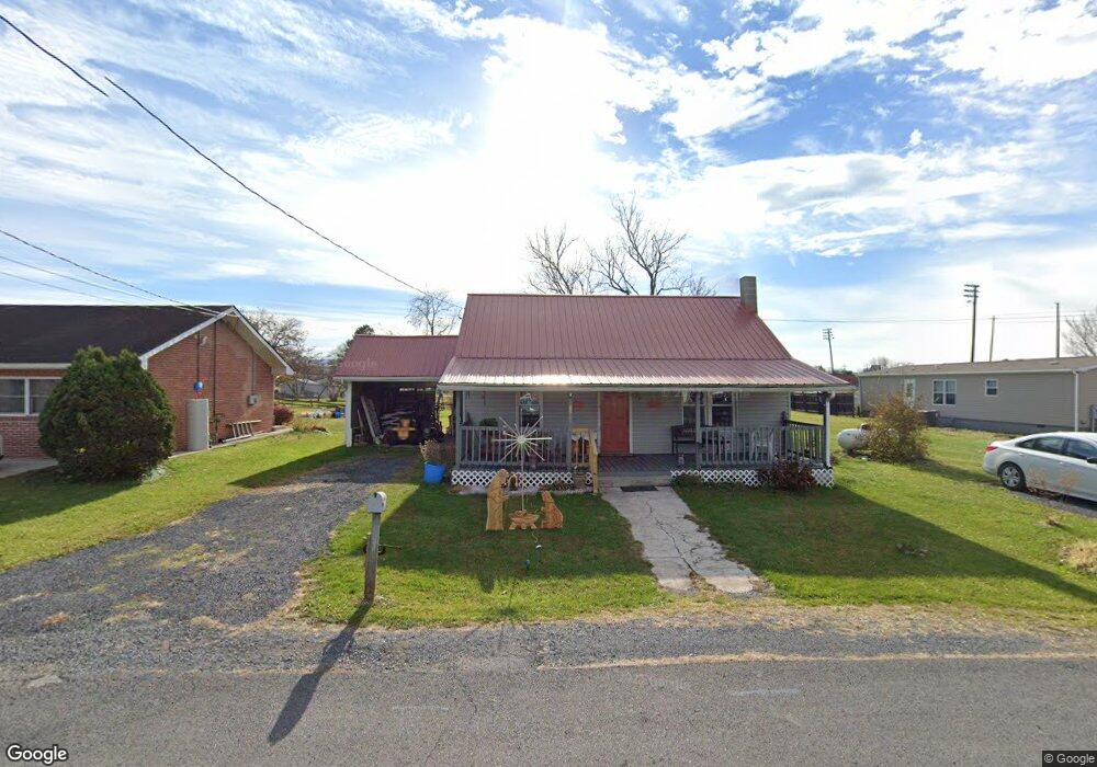 208 Sions St, Moorefield, WV 26836 - photo 1