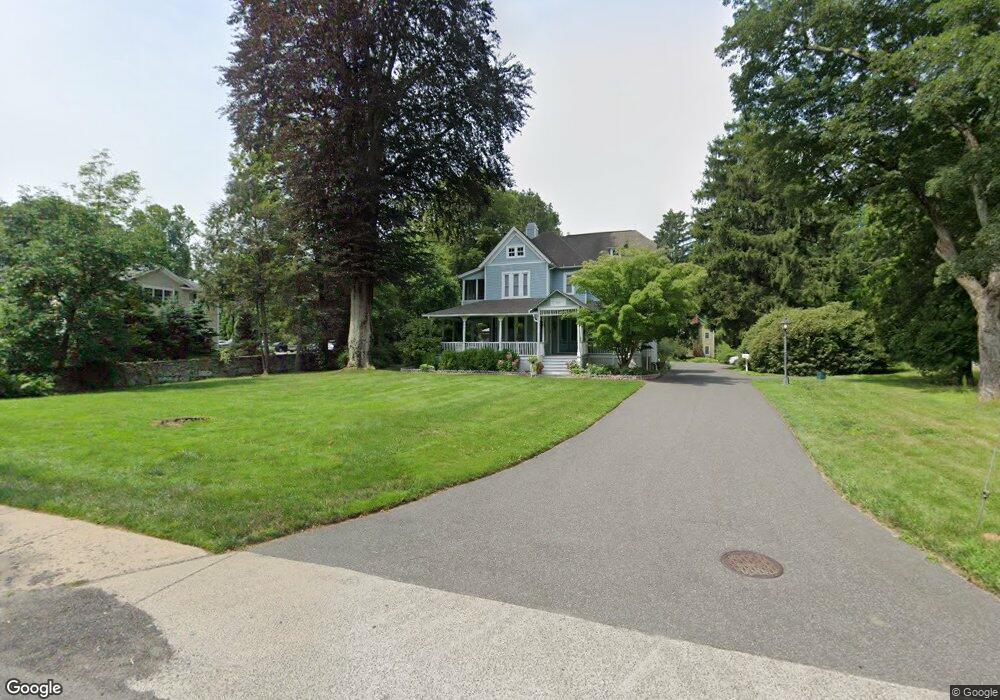 599 Main St unit 2, Ridgefield, CT 06877 - photo 1