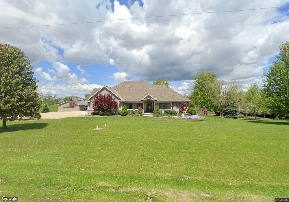 5510 Butternut Dr, Kewaskum, WI 53040 - photo 1