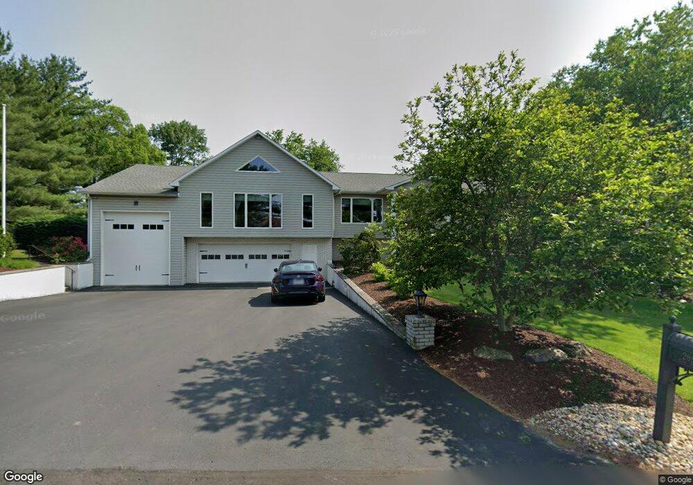 2689 Kirk St, Slatington, PA 18080 - photo 1