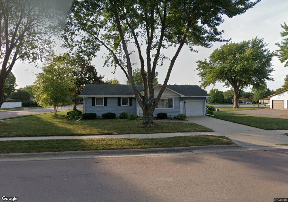 1605 Boettger Rd, New Ulm, MN 56073 - photo 1