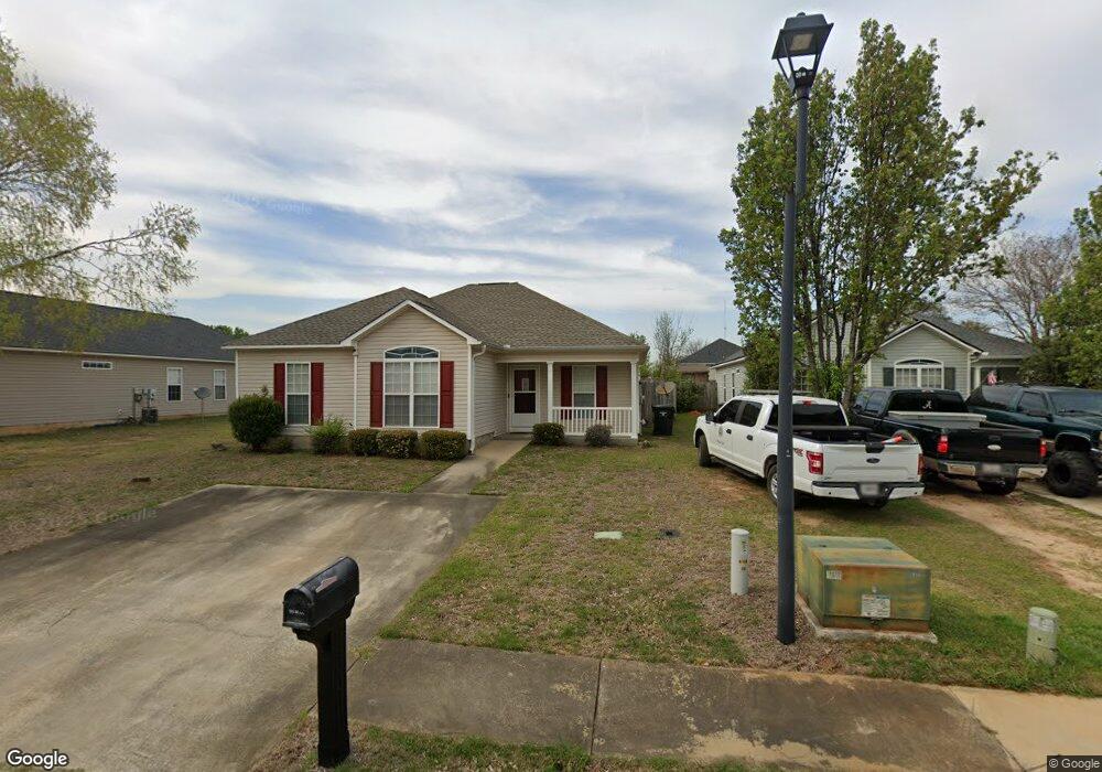 102 Candy Ln, Warner Robins, GA 31088 - photo 1