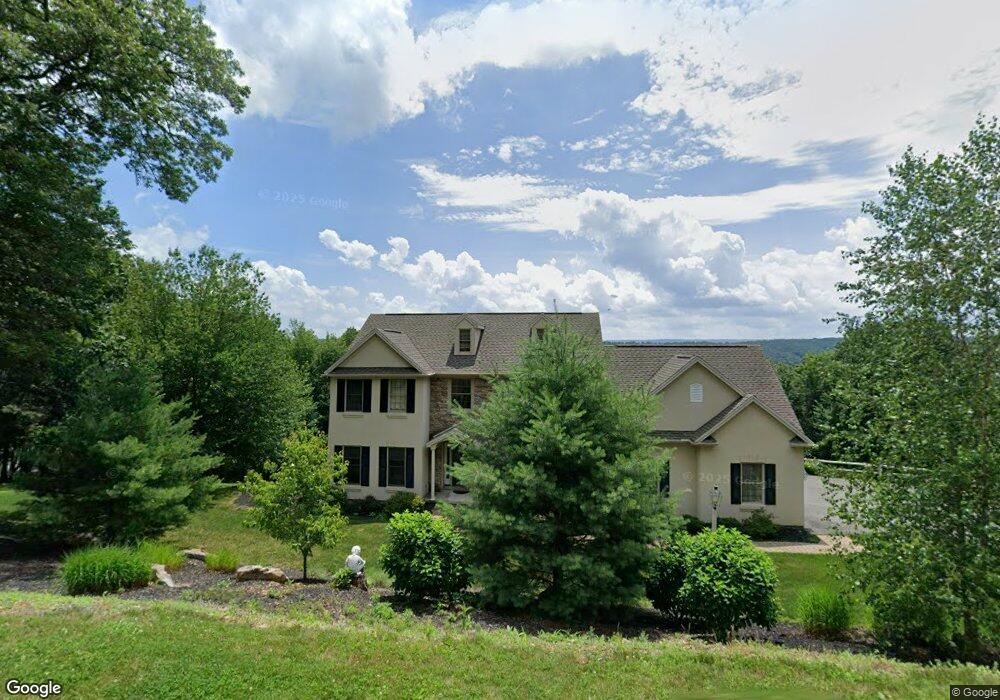 561 Hemlock Rd, Tamaqua, PA 18252 - photo 1