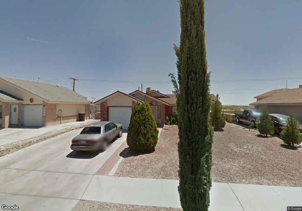 204 Tierra Linda Dr, Horizon City, TX 79928 - photo 1