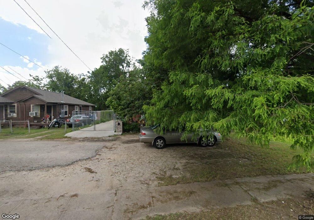 4410 Collingsworth St, Houston, TX 77026 - photo 1