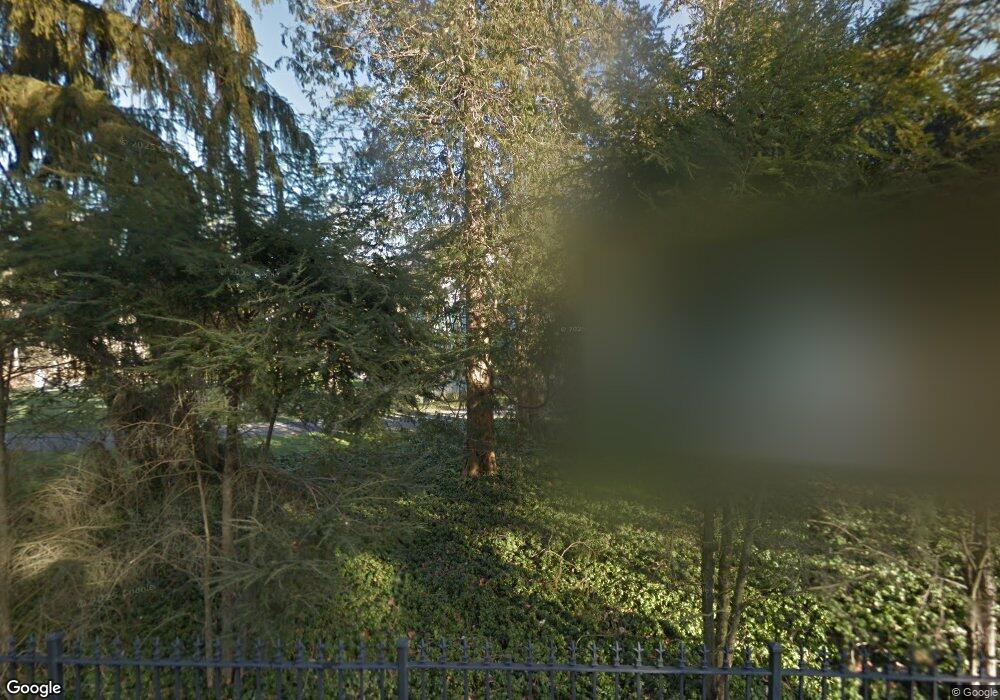 25 Matthiessen Park N, Irvington, NY 10533 - photo 1