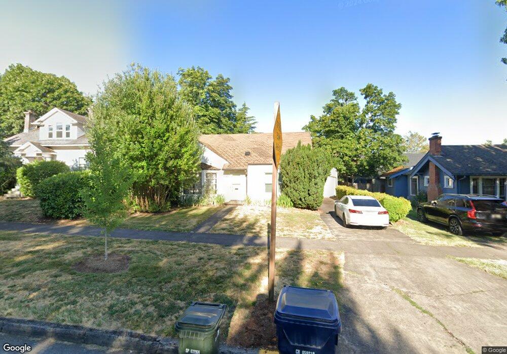 1542 Villard St, Eugene, OR 97403 - photo 1