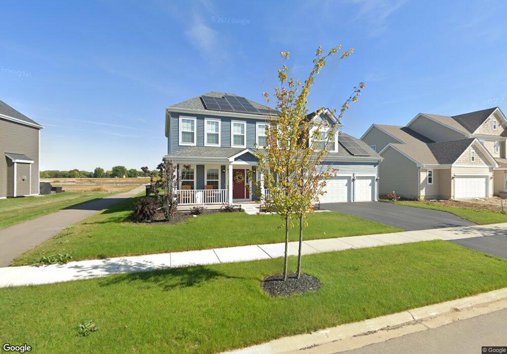 675 Maplewood Cir, Elburn, IL 60119 - photo 1