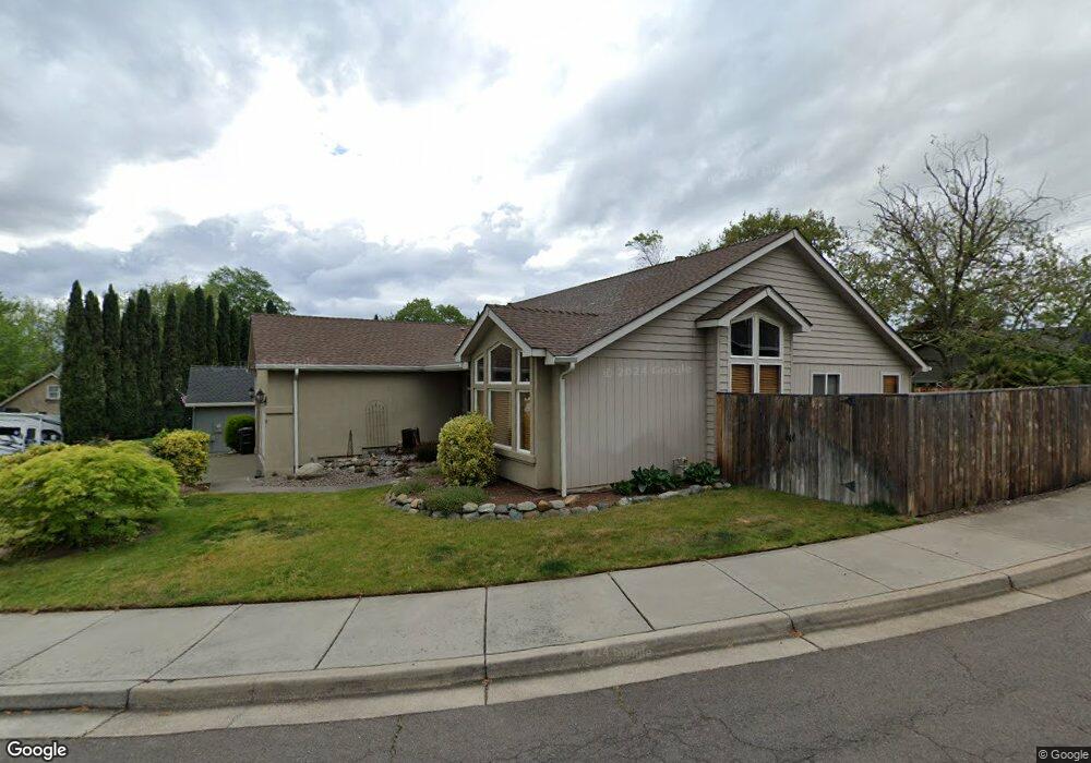 1661 Inverness Dr, Medford, OR 97504 - photo 1
